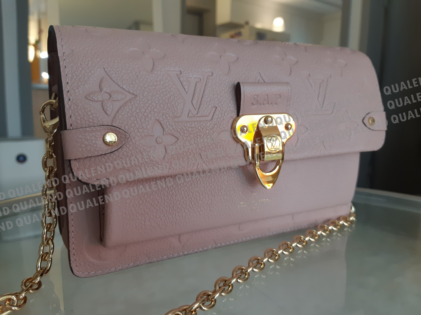 e704e282e38cff35e64d01811e09ca23_1664936525_3933.jpg?v=1