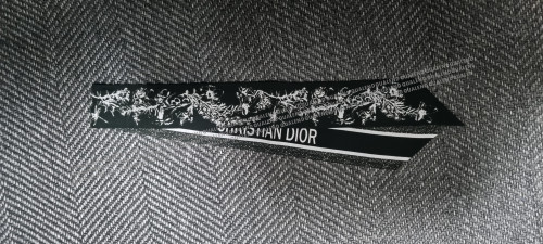 7822b6ea90eea35976d37d7802b2089f_1762567990_0833.jpg?v=1