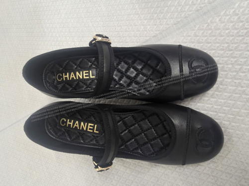 8573bc118cb50b1b08883e615daf428f_1766676338_7904.jpg?v=1