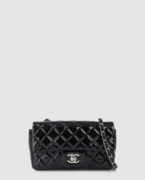 [CHANEL-샤넬]클래식 페이던트 뉴미니 A69900