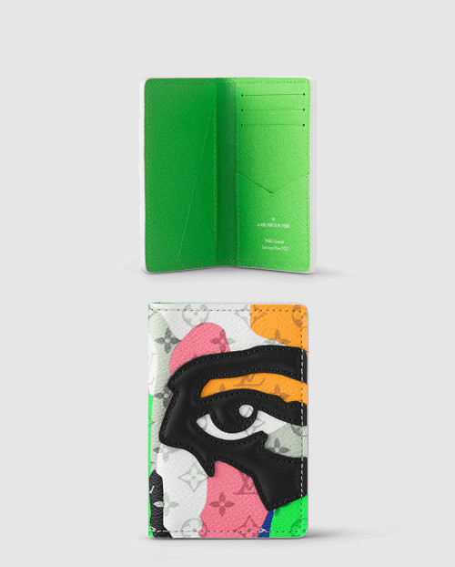 [LOUIS VUITTON-루이비통]여권지갑  M82575