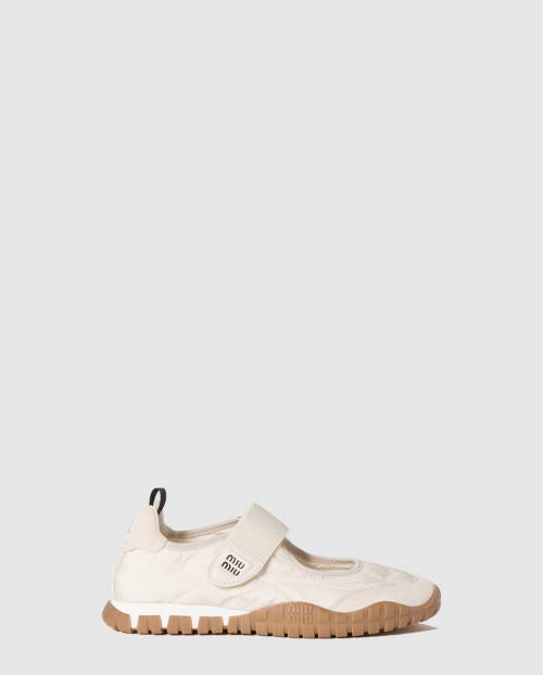 [MIUMIU-미우미우]타이어 테크니컬 패브릭과 스웨이드 발레리나 5F416E