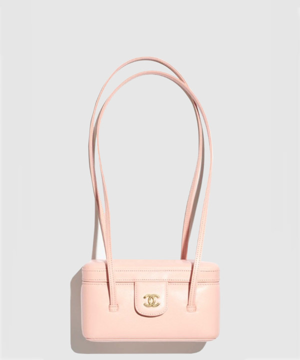 [CHANEL-샤넬]가죽 스트랩 코스메틱 케이스 AP5067